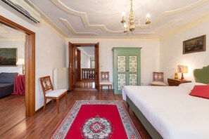 4 camere, ferro/asse da stiro, Wi-Fi, lenzuola