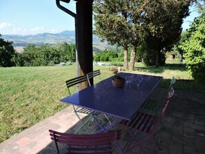 Outdoor dining - Villa Brigida - Country house with private pool (Celle Sul Rigo)