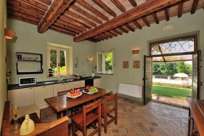 Dining - Villa Baci - Large private property with two pools (Mondavio)