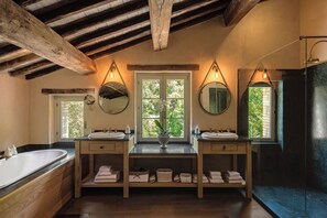 Hair dryer, towels - Villa Anselma - Private Villa with Pool (Umbertide)