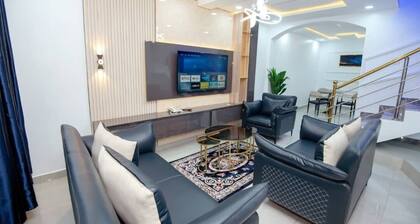 Iris-gold apartments