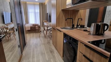 1 chambre, coffres-forts dans les chambres, bureau