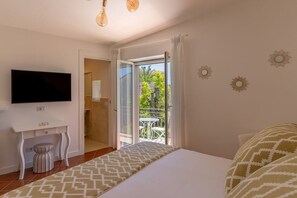 3 soverom, strykejern/-brett, wi-fi og sengetøy