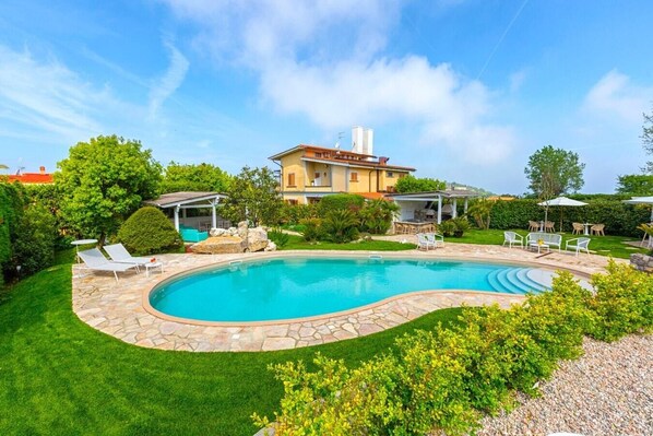 Piscina