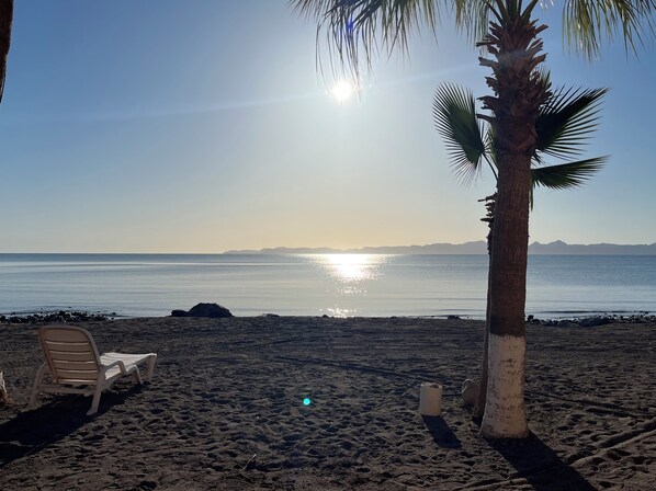 Sun-loungers, beach towels - Casita with a hammock/beach view. (Loreto)