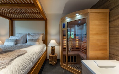 Luxury residence in Métabief, suites, apartments, private spa and sauna