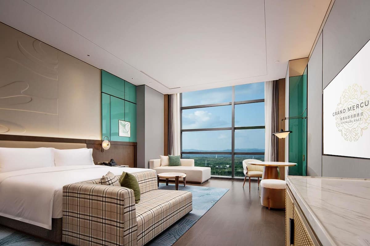 Deluxe Room, 1 King Bed (Executive)