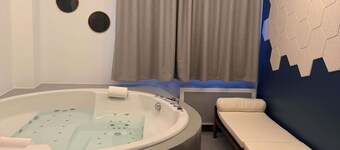 Greet Hotel Brest Aéroport