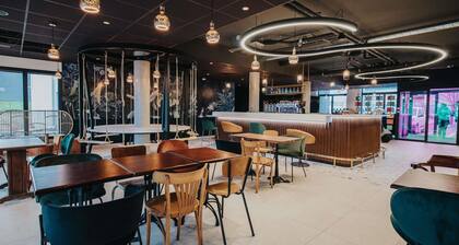 Greet Hotel Brest Aéroport