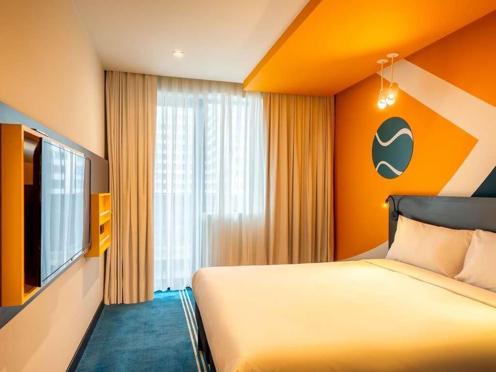 Standard Room, 1 Double Bed | Hypo-allergenic bedding, in-room safe, blackout drapes, soundproofing