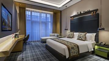 Superior Room, 1 King Bed