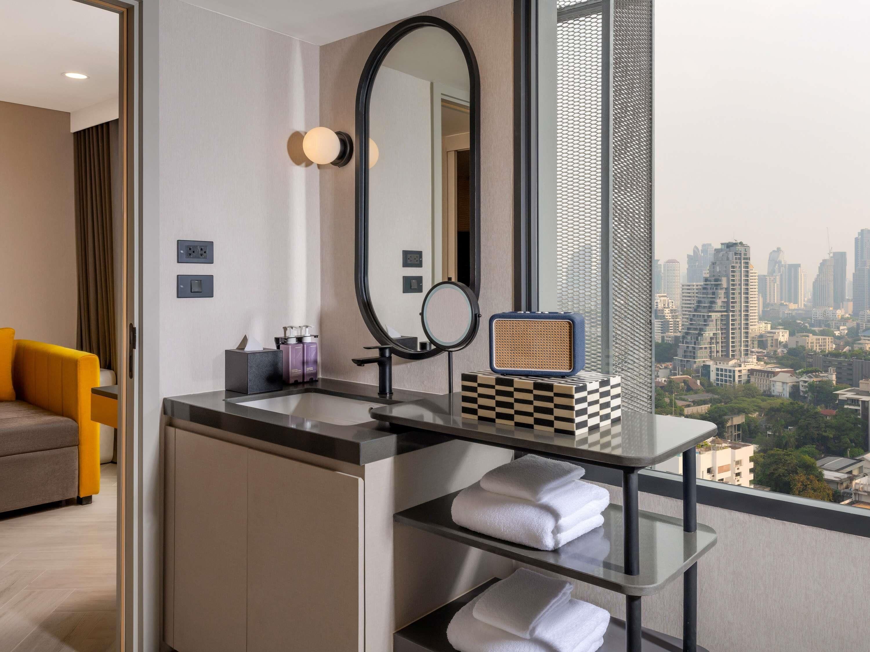 Premium bedding, minibar, in-room safe, desk