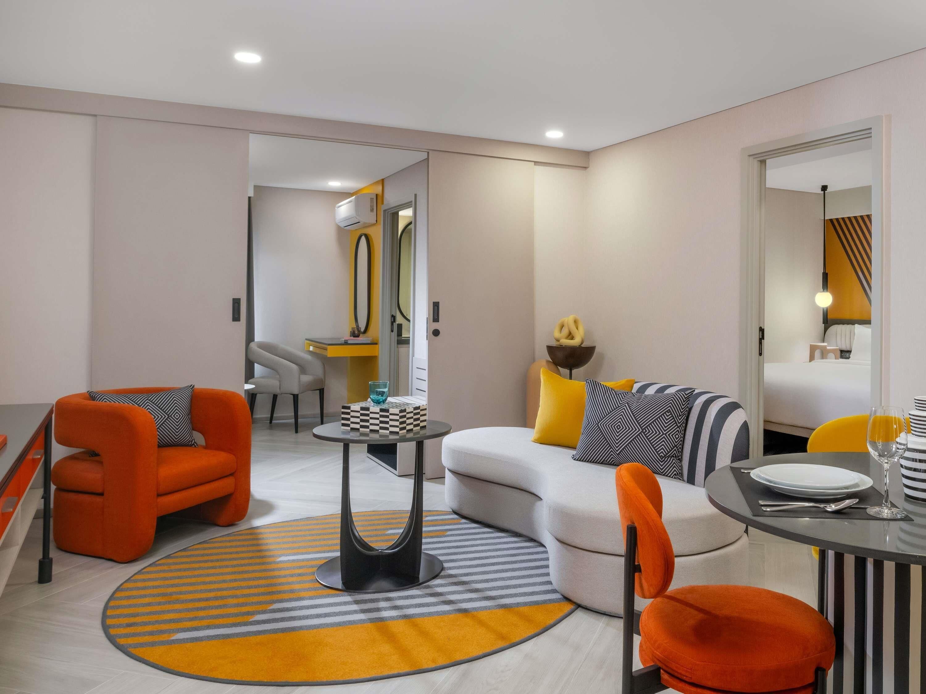 Premium bedding, minibar, in-room safe, desk