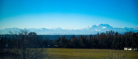 A mountain landscape with a clear sky.