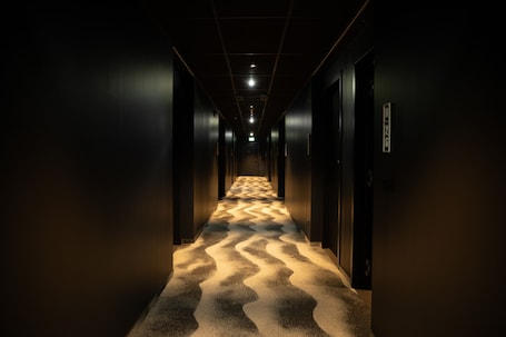 Interior entrance. Tribe Milano Malpensa