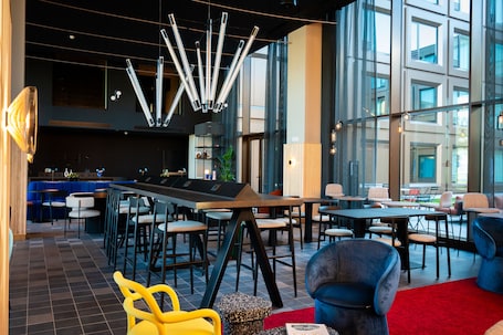 Restaurant. Tribe Milano Malpensa