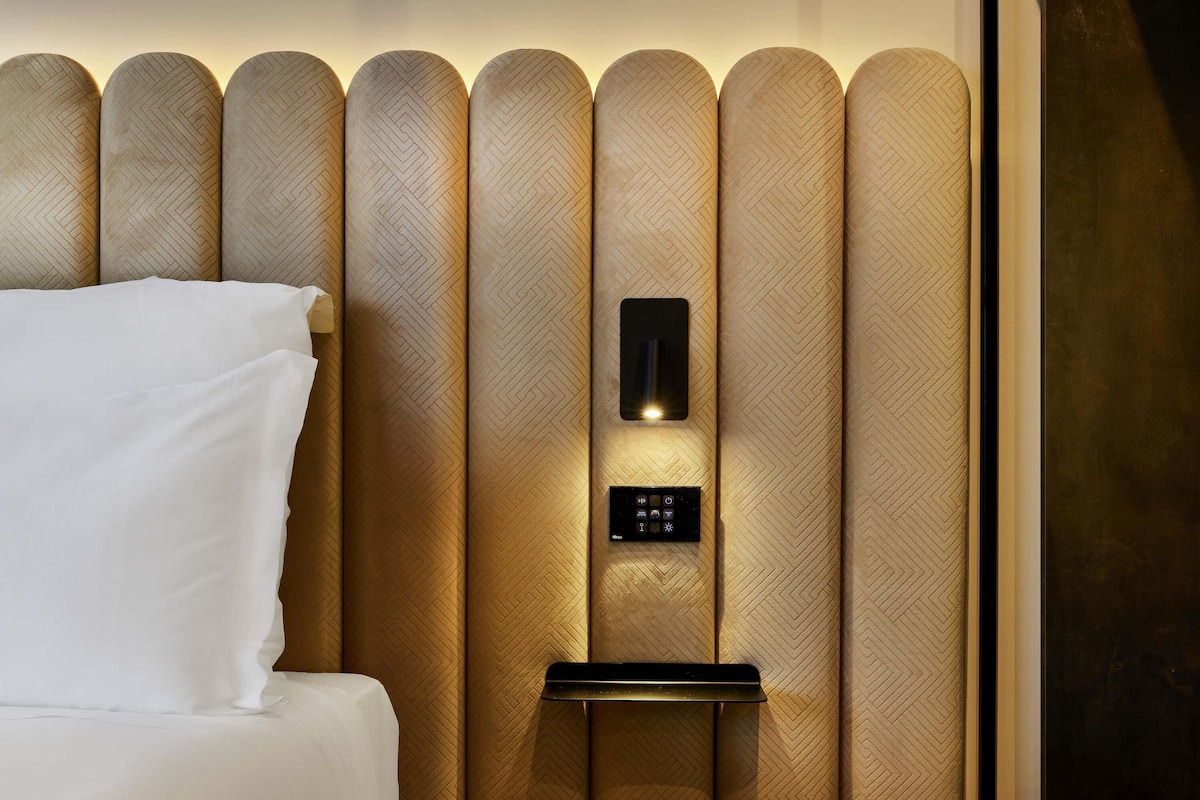 1 chambre, literie de qualité supérieure, couette en duvet d'oie