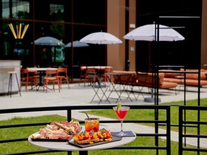 Bar (on property) - Tribe Milano Malpensa (Vizzola Ticino)