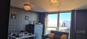 Apartment | View from property - Immaculate 1-bed Apartment in Milton Keynes (Milton Keynes)