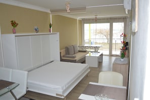 2 chambres, coffres-forts dans les chambres, Wi-Fi gratuit
