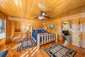 4 bedrooms, iron/ironing board, travel crib, free WiFi