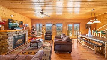 TV connectée, cheminée, jeux vidéo