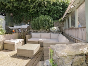 Terrace/patio - Blacksmiths Cottage (Newquay)