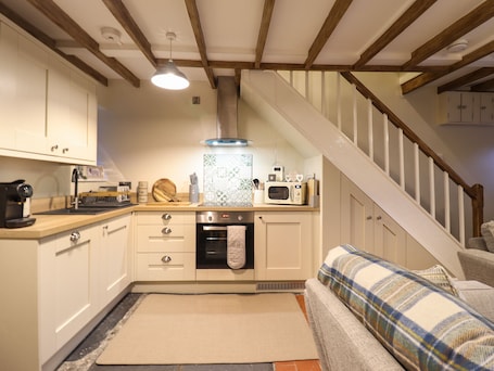 Fridge, dishwasher, electric kettle, toaster