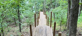 Hickory Hill Haven: Waterfront - Hot Tub - Fire Pit - Relax