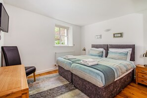 Casa (3 Bedrooms) | 3 quartos, roupas de cama premium, individualmente decorados