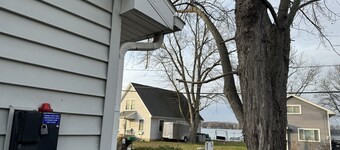 Wamplers Lake in the desirable Irish Hills. CLEAN 2 bedrooms one bath.