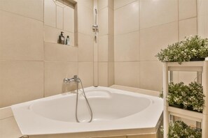 Hair dryer, towels, soap, shampoo - Lovely Apartment Amsterdam Center (Amsterdam)