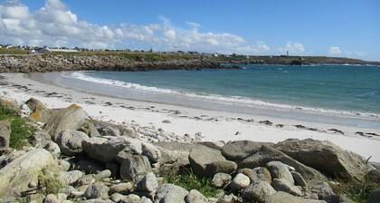 MAISON INDIVIDUELLE  100 M2 SUR UN TERRAIN CLOS DE 936 M2 AU FOND D'UNE IMPASSE