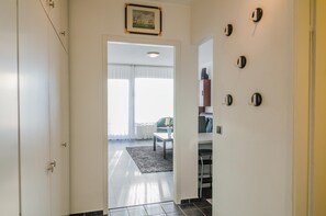 Interior - Norderhoog 383<br>This bright, modern furnished apartment is located in the house "Norderhoog", (Westerland)