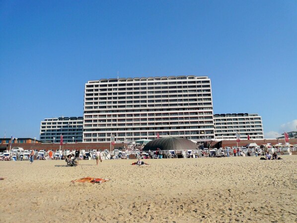 On the beach - Haus Sylter Welle 8-88 OB (Sylt/Westerland)