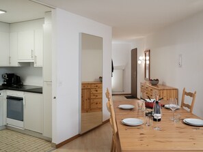 Dining - Pasadena by Interhome (Zermatt)