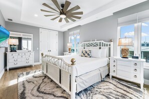 2 bedrooms, iron/ironing board, free WiFi, bed sheets - Stunning Penthouse Condo with Beach View on Siesta! (Sarasota)