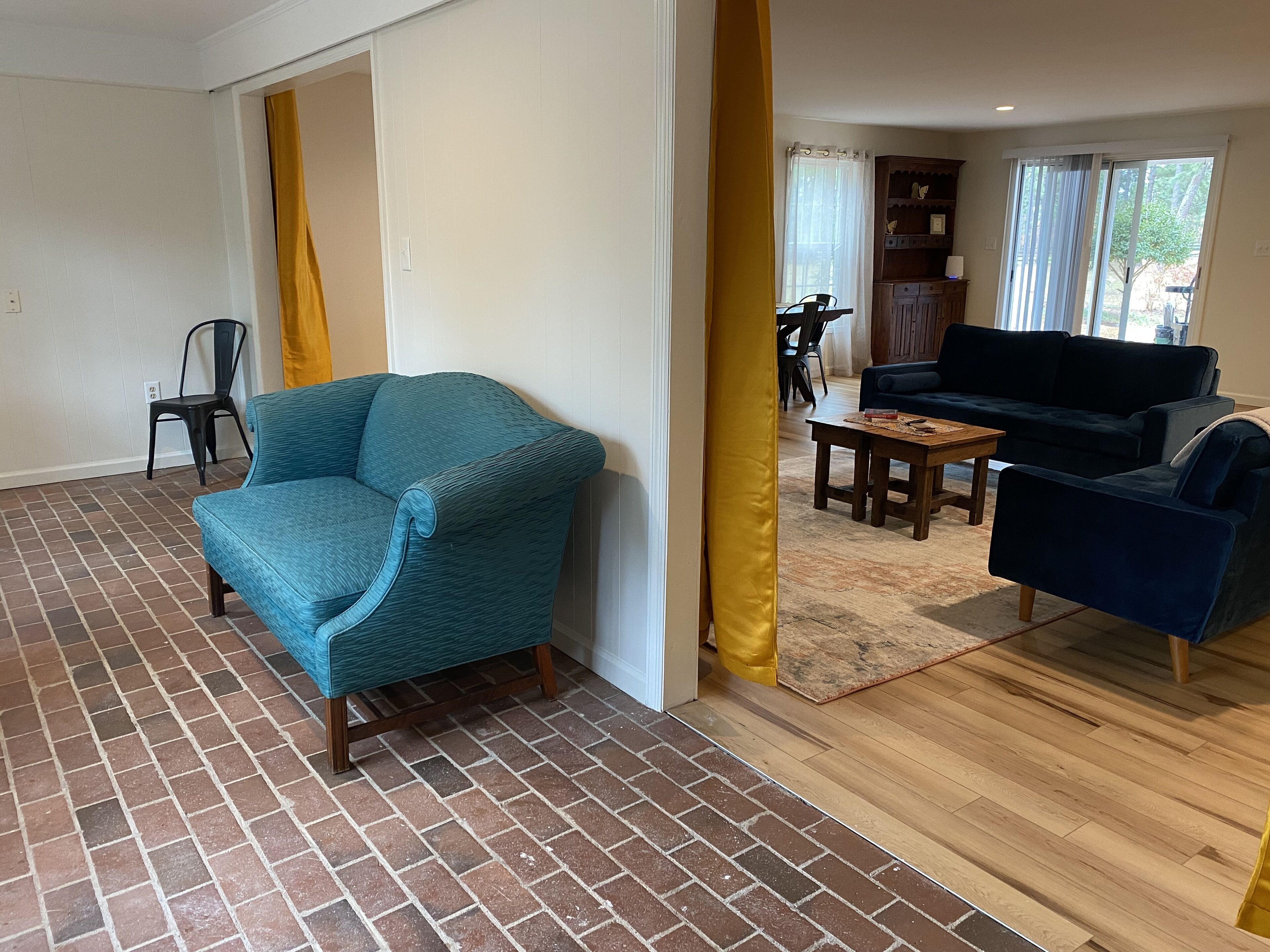 Guest House on 7 acres in horse country 