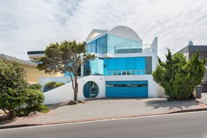 Exterior - Blouberg Villa Close to The Beach , Mountain Views (Cape Town)