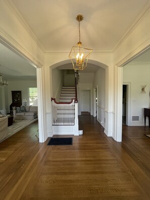 Interior - Welcome to Summerville! 1.0 miles from the Augusta National (Augusta)