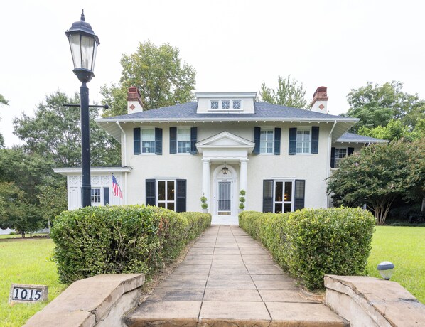 Exterior - Welcome to Summerville! 1.0 miles from the Augusta National (Augusta)