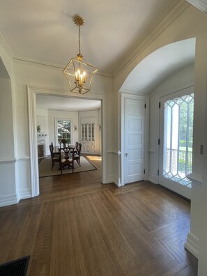 Dining - Welcome to Summerville! 1.0 miles from the Augusta National (Augusta)