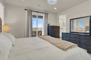 3 Schlafzimmer, Bügeleisen/Bügelbrett, kostenloses WLAN, Bettwäsche