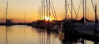 Four bedroom charming historical Harbor Haus in central Egg Harbor