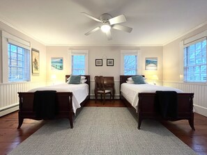 3 bedrooms, iron/ironing board, travel cot, free WiFi