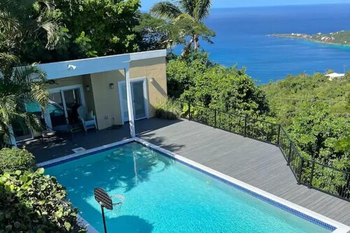 Caribbean Poolside Cottage