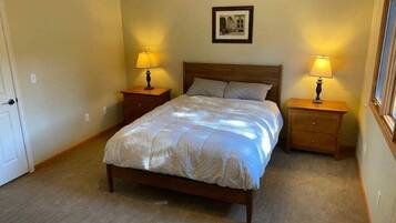 1 bedroom, travel crib, free WiFi, bed sheets