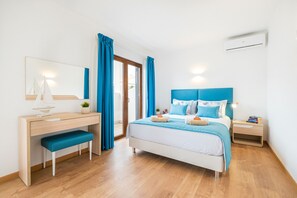 6 Schlafzimmer, Bügeleisen/Bügelbrett, kostenloses WLAN
