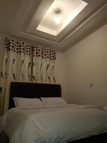 2 habitaciones, muebles diferentes, wifi gratis y ropa de cama 