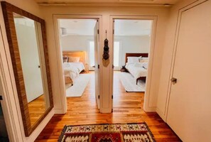 2 bedrooms, iron/ironing board, WiFi, bed sheets - Irie on Erie B (Folly Beach)